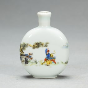 PORCELAIN SNUFF BOTTLE WITH FIGURE AND TIGER SCENE