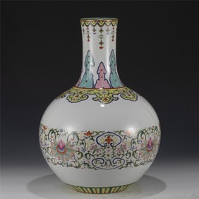 QING QIANLONG BEAN DOUCAI CELESTIAL SPHERE VASE
