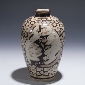 SONG CIZHOU KILN PLUM VASE