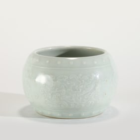 QING QIANLONG DOUQING GLAZE WATER POT