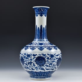 BLUE AND WHITE LOTUS CLESTIAL VASE
