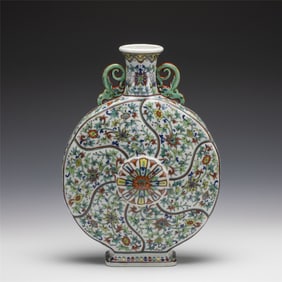 QING QIANLONG DOUCAI MOON VASE