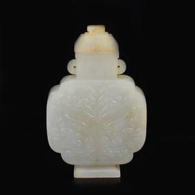 CHINESE WHITE JADE ARCHAISTIC COVERED VESSEL (HU-SHAPED)