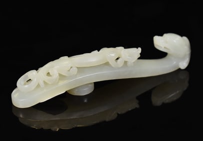 FINE CHINESE WHITE JADE RUYI BELT HOOK