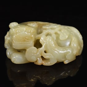 CHINESE JADE FU LIONS & LINGZHI