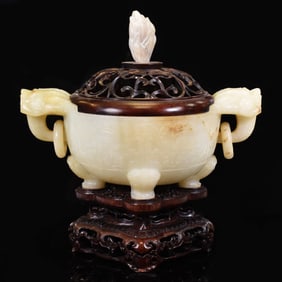 FINELY CARVED PALE CELADON JADE TRIPOD CENSER