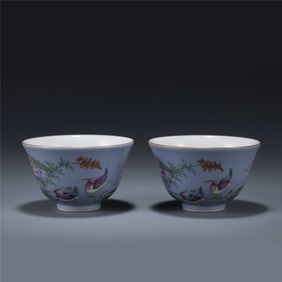 PAIR OF QING JIAQING FAMILLE ROSE DUCK BOWLS