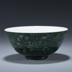 QING JIAQING BLACK GLAZED GREEN COLOURED BOWL