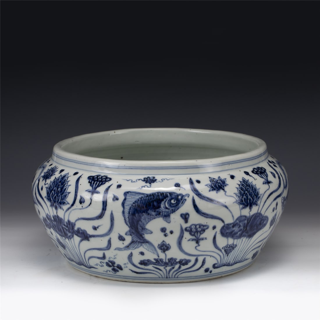 MING BLUE & WHITE WASH POT (1 of 7)