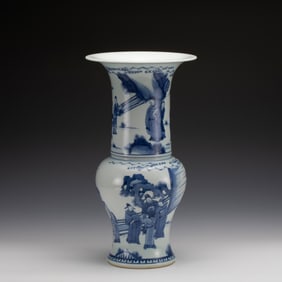 KANGXI BLUE & WHITE FIGURINE STATUE VASE