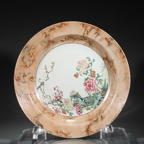 QING FAMILLE ROSE FLOWER PLATE