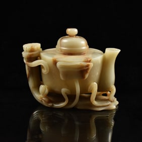 CHINESE JADE LIDDED TEA POT
