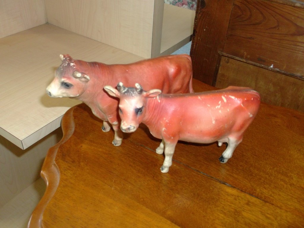 Barnyard Toys: Creative playthings animal toy set. 6 pieces to include horse, colt, lamb, cow, calf and bull. Some normal wear. Appears to be made of rubber.