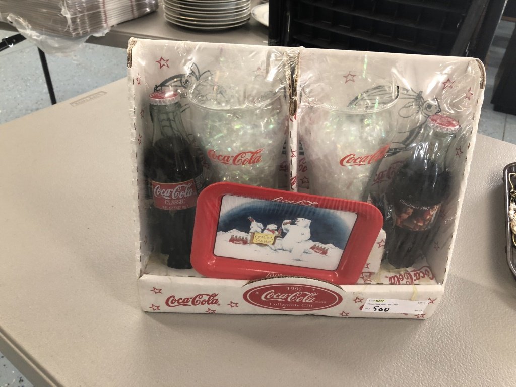 Coca-Cola Set (1 of 1)