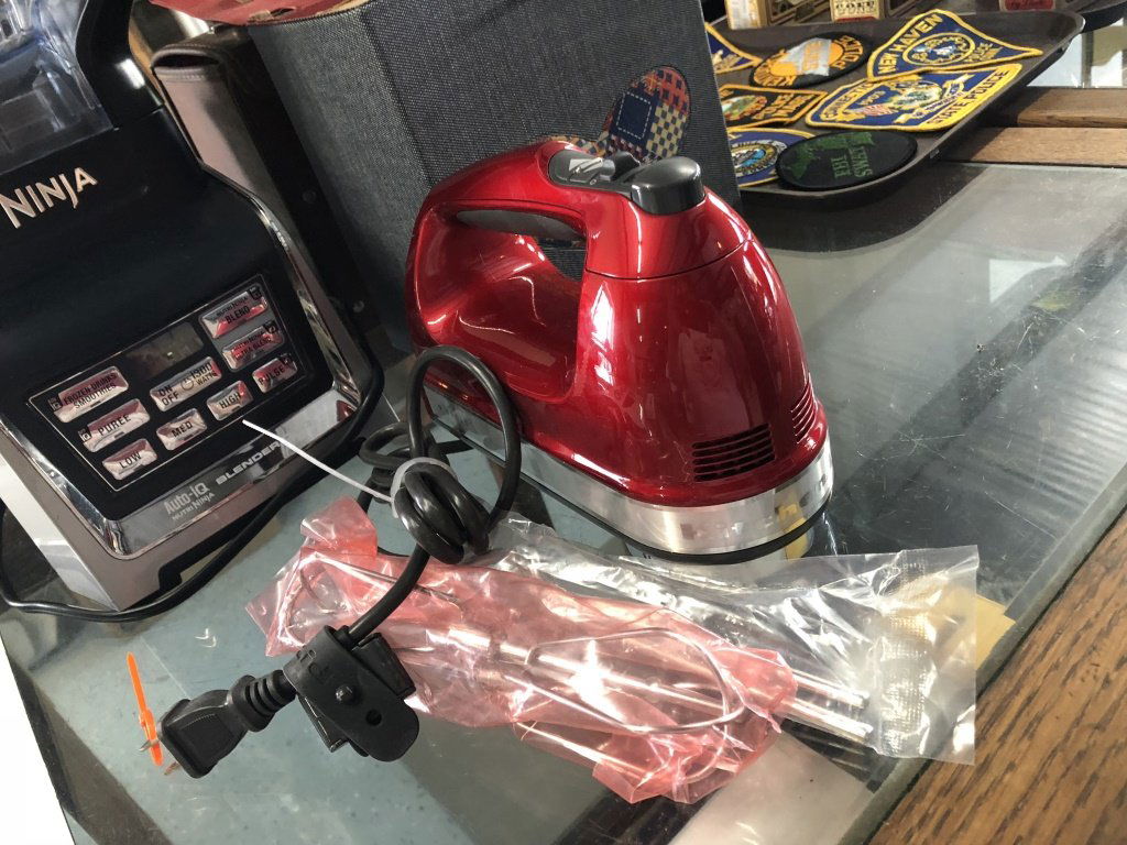 Kitchenaid Mixer (1 of 1)