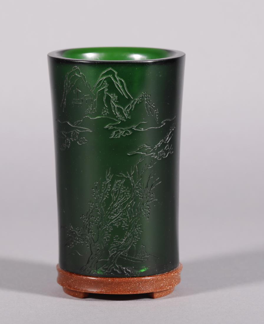 Qing Dynasty - "Qianlong" Green Goldstone Pen Holder: H:3/8 4in(11cm) D:3/8 2in(6.1cm) Wt:313g