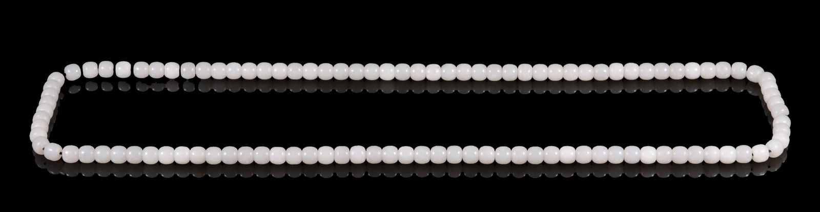 Qing Dynasty - Hetian Jade 108 Beads Necklace (1 of 8)