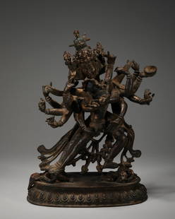 Qing Dynasty bronze lacquer gold jubilant king Kong: H: 11 5/8 in(29.5cm) W: 7 7/8 in(20cm) wt:4480g