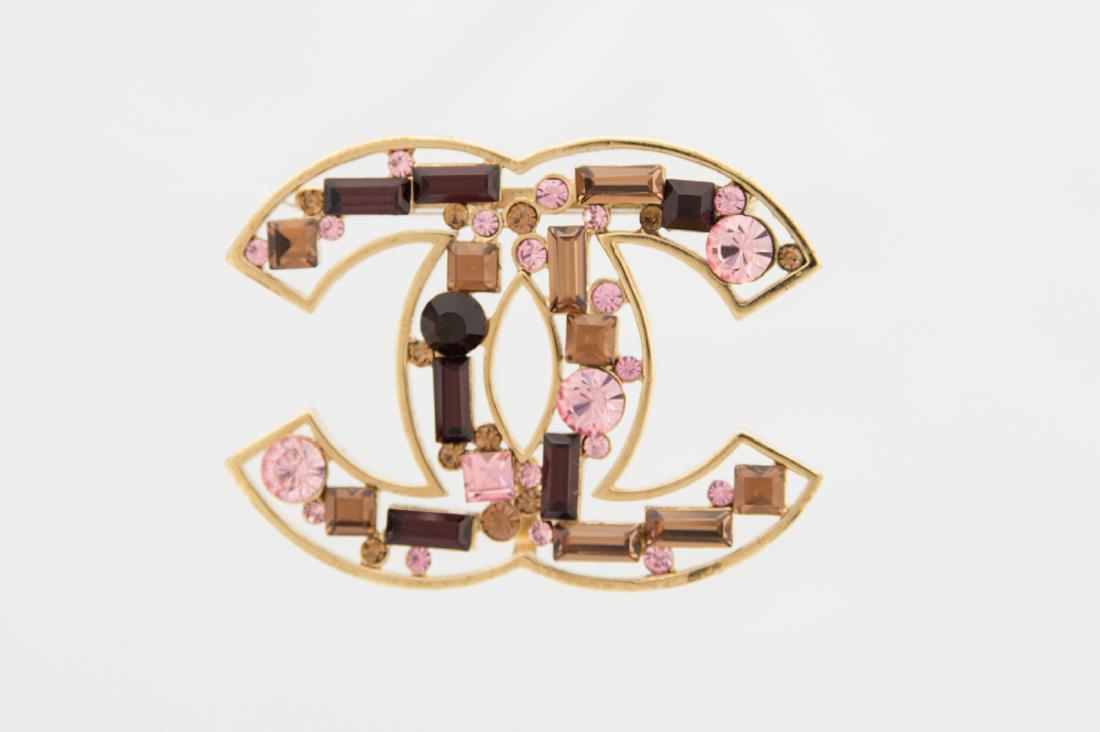 Authentic Vintage Chanel Pin Brooch w/ Double "C" Logo (1 of 4)