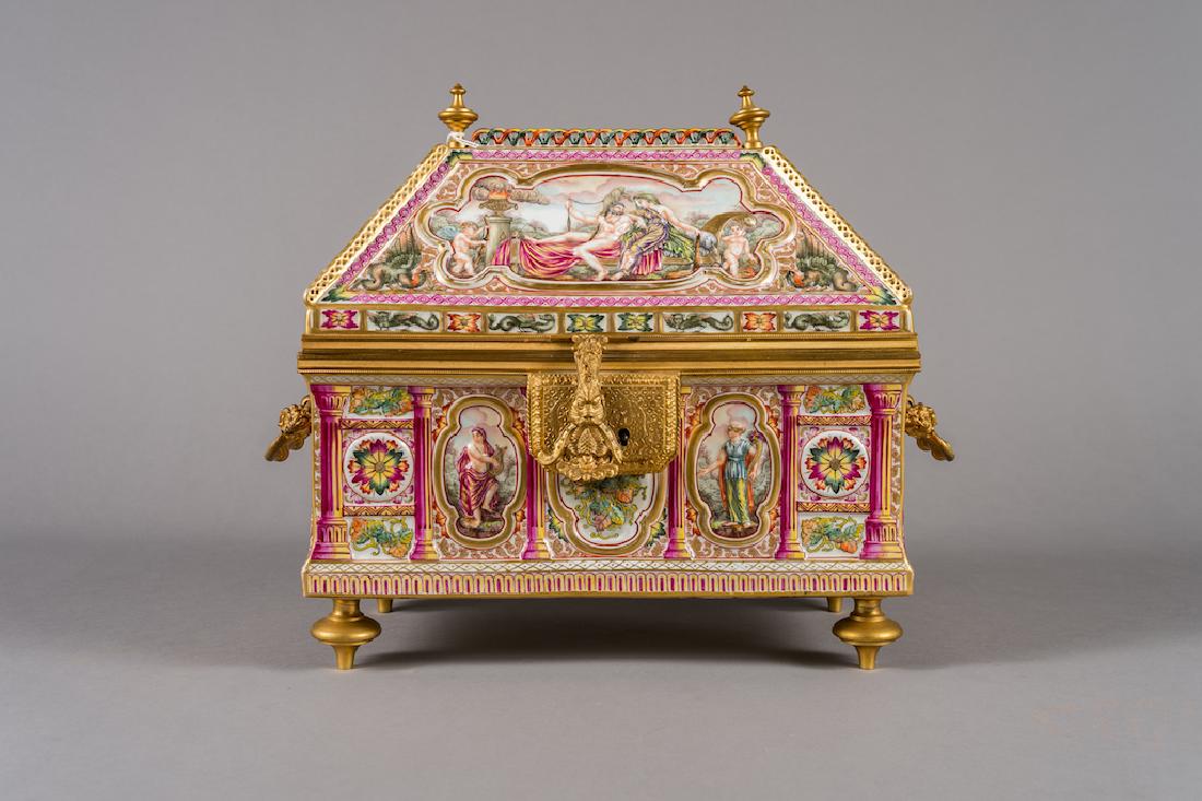 Italian 19Th C. Gilt Bronze Capodimonte Box (1 of 10)