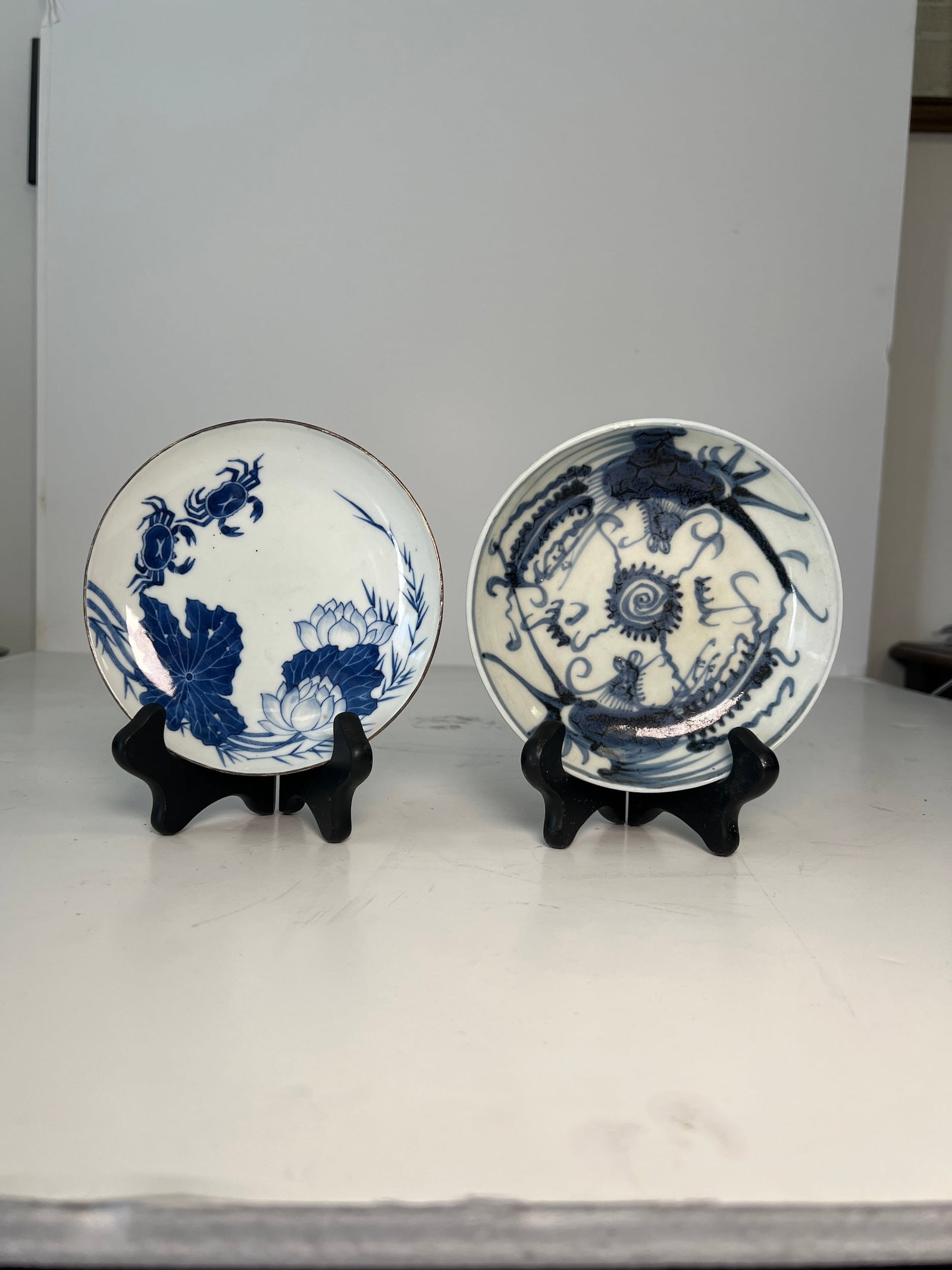 TWO CHINESE OR KOREAN DECORATED PORCELAIN DISHES: TWO CHINESE OR KOREAN DECORATED PORCELAIN DISHES, Dimensions: approx Diameter 6-7"