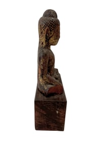 THAI CARVED WOOD SEATED BUDDHA WITH TRACES OF GILDING