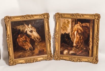 A PAIR OF CONTINENTAL OIL ON CANVAS PAINTINGS OR HORSES, CIRCA 1900
