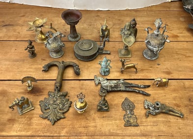 A GROUP OF SOUTH EAST ASIAN METAL AND BRONZE ITEMS