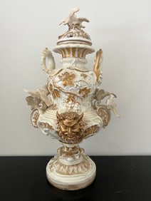 A MEISSEN STYLE PORCELAIN BLANC DE CHINE VASE AND COVER, CIRCA 1900
