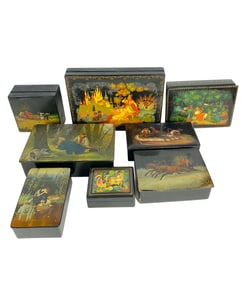 A GROUP OF RUSSIAN LACQUERED BOXES, EARLY-MID 20TH CENTURY