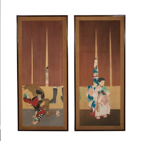 PAIR OF LARGE JAPANESE SCREENS OF CHILDREN IN TRADITIONAL CLOTHING, EARLY 20TH CENTURY