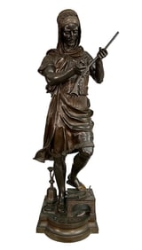 FRENCH PATINATED ORIENTALIST BRONZE TITLED ' LE MARCHAND D'ARMES TURC', 19TH CENTURY