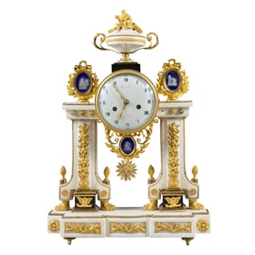 FRENCH LOUIS XV STYLE WHITE MARBLE AND ORMOLU MANTEL STRIKING CLOCK, 19TH CENTURY