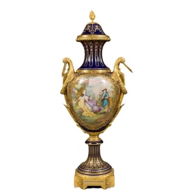 A LARGE FRENCH SEVRES STYLE PORCELAIN ORMOLU MOUNTED VASE WITH COVER, 19TH CENTURY