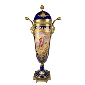 FRENCH SEVRES STYLE PORCELAIN LIDDED VASE, EARLY 20TH CENTURY