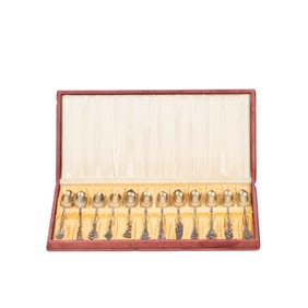 TWELVE ENGLISH STERLING SILVER FLORAL SPOONS WITH BOX