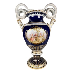 A LARGE MEISSEN URN SHAPED DOUBLE HANDELED VASE, 19TH CENTURY