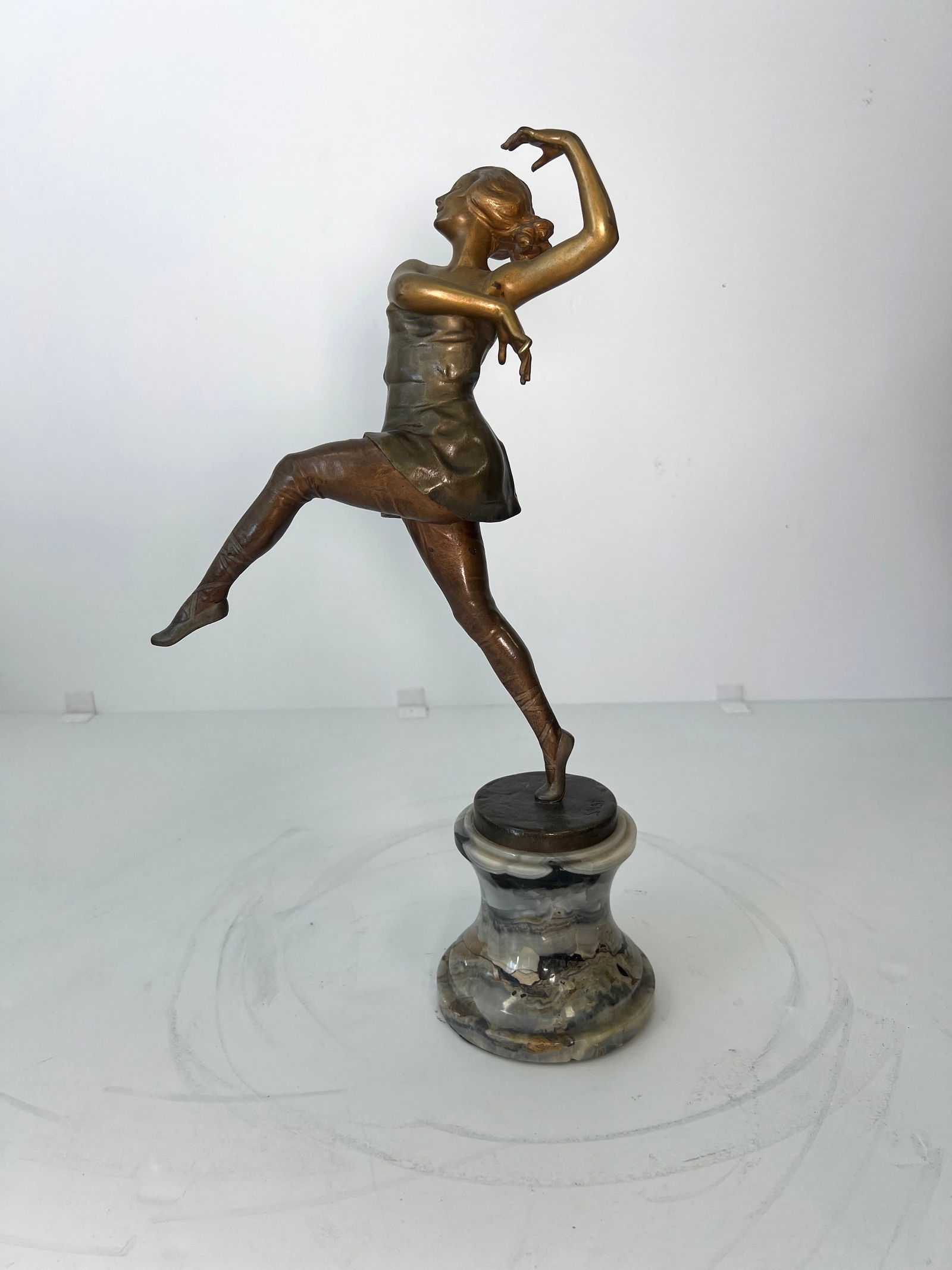 Austrian Bronze Cold Painted Figure of a Dancer on Onyx Base, Signed Salat: Austrian Bronze Cold Painted Figure on Base, Signed Salat, Marked Austria. DIMENSIONS HEIGHT 16" Very good overall condition