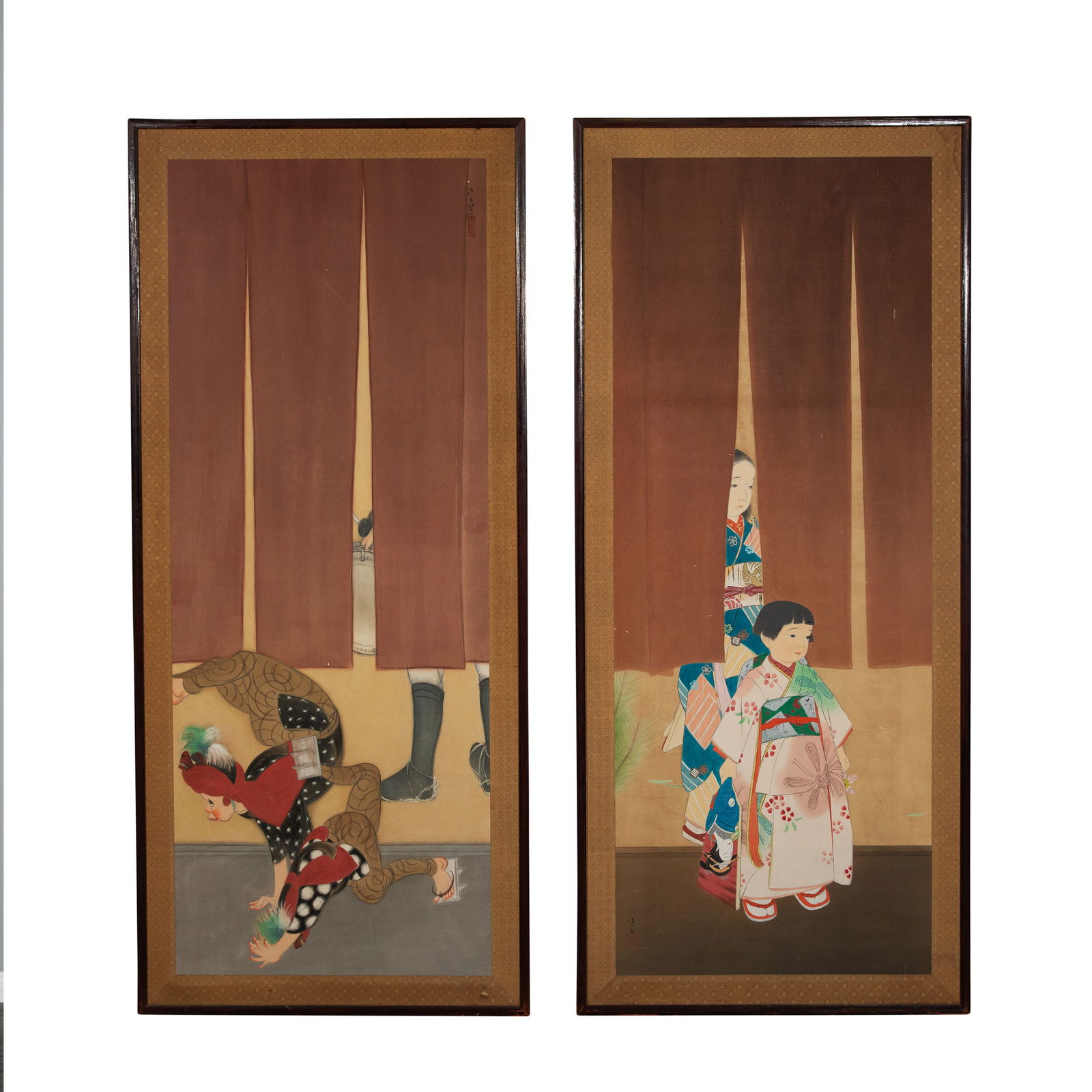 PAIR OF LARGE JAPANESE SCREENS OF CHILDREN IN TRADITIONAL CLOTHING, EARLY 20TH CENTURY (1 of 8)