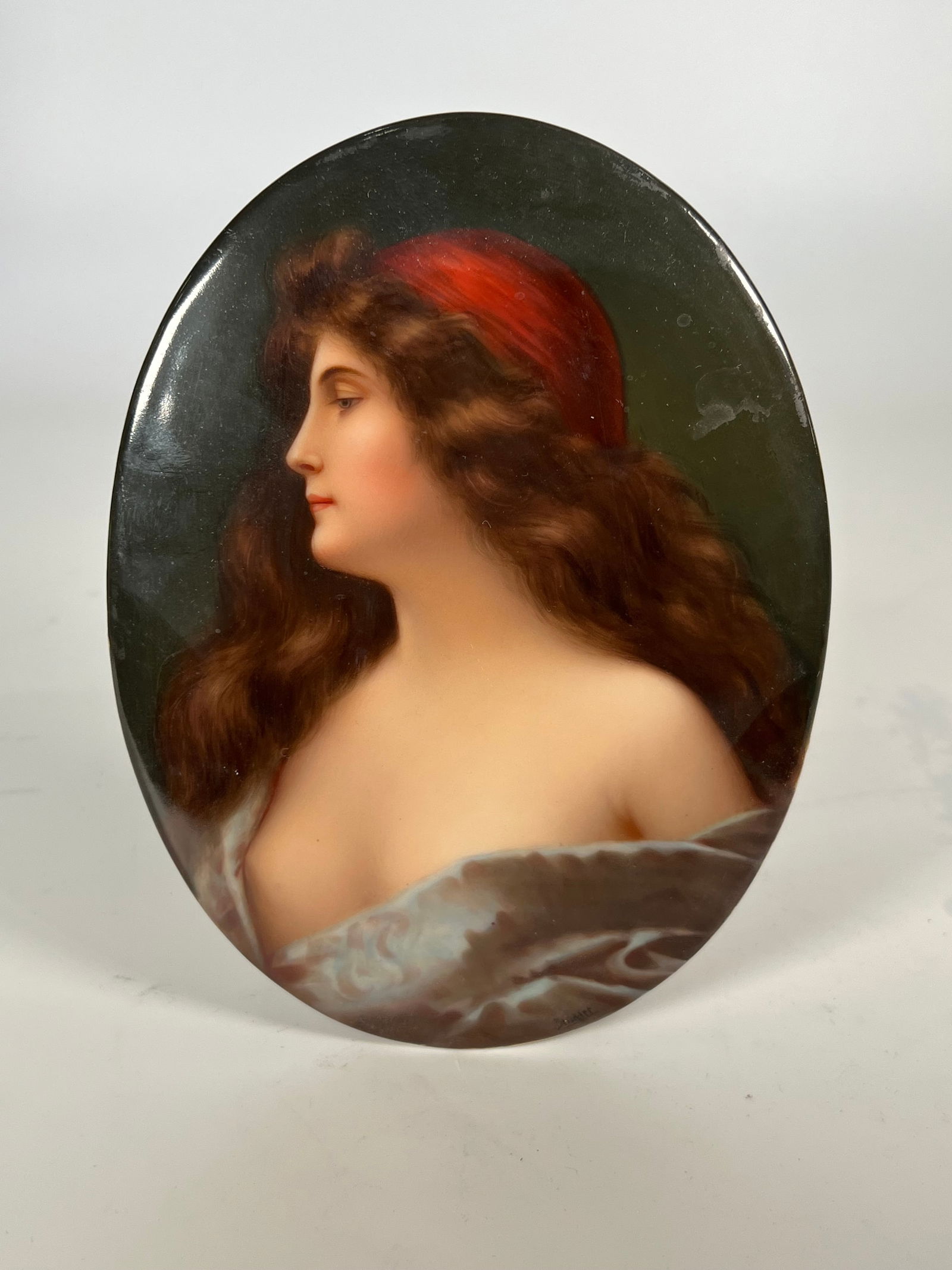 A BERLIN KPM PORCELAIN OVAL PLAQUE 'THE GYPSY', EARLY 20TH CENTURY (1 of 3)