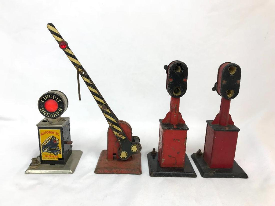 Model Railroad Signal & Crossing (1 of 7)