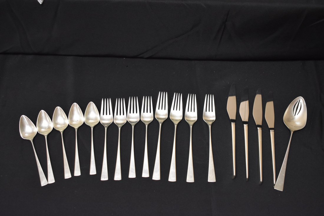 18 pcs Reed & Barton Sterling Silver Flatware (1 of 2)