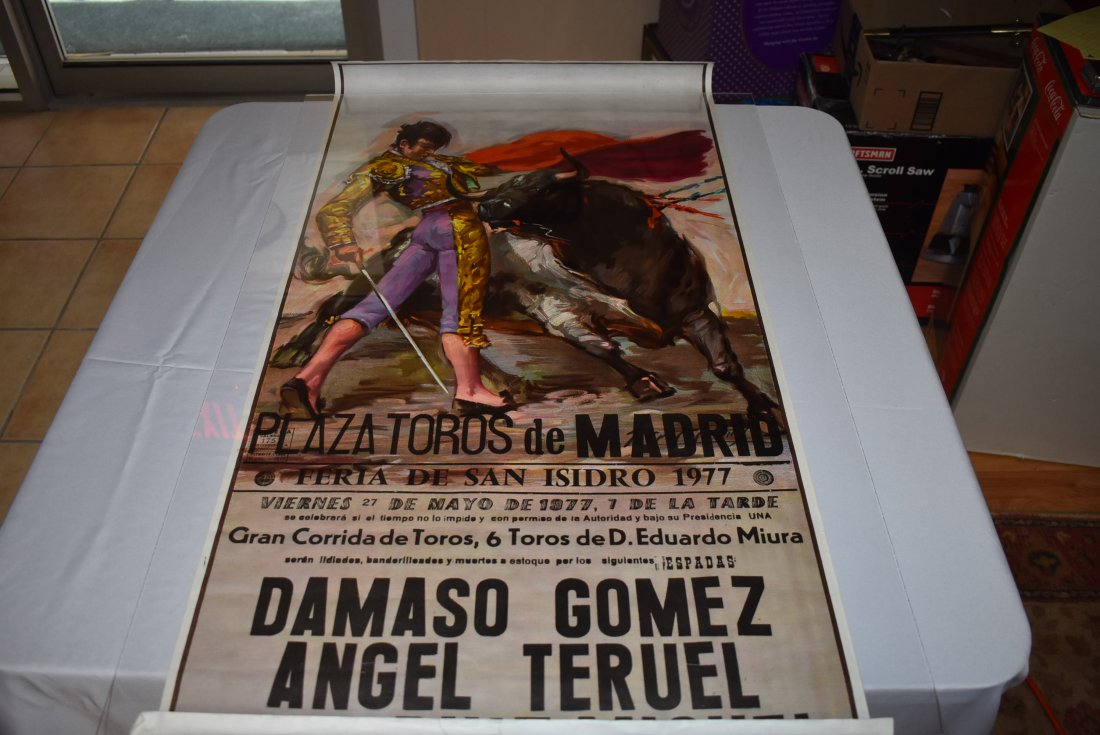 1977 Bull Fighting Poster (1 of 2)