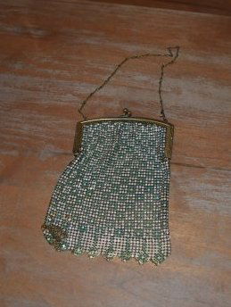 Vintage Mesh Purse (1 of 3)