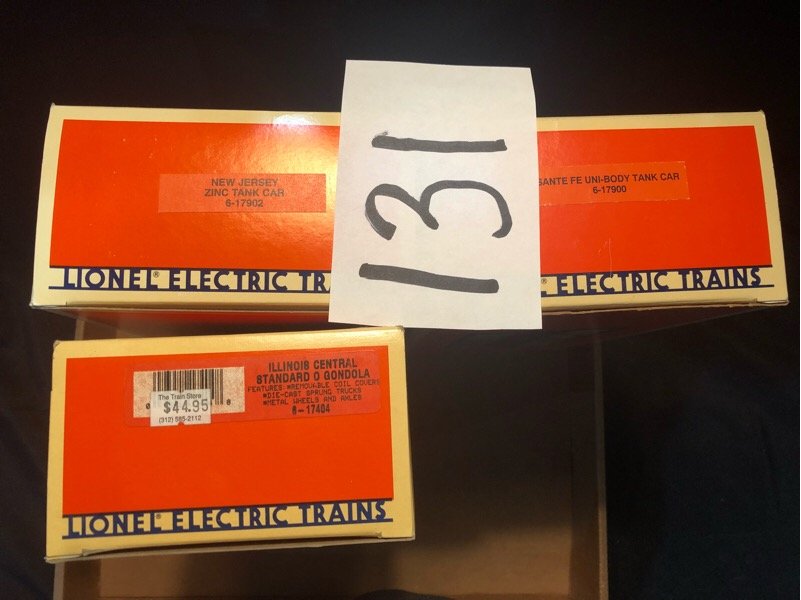 three pc. Lionel train car lot (1 of 2)