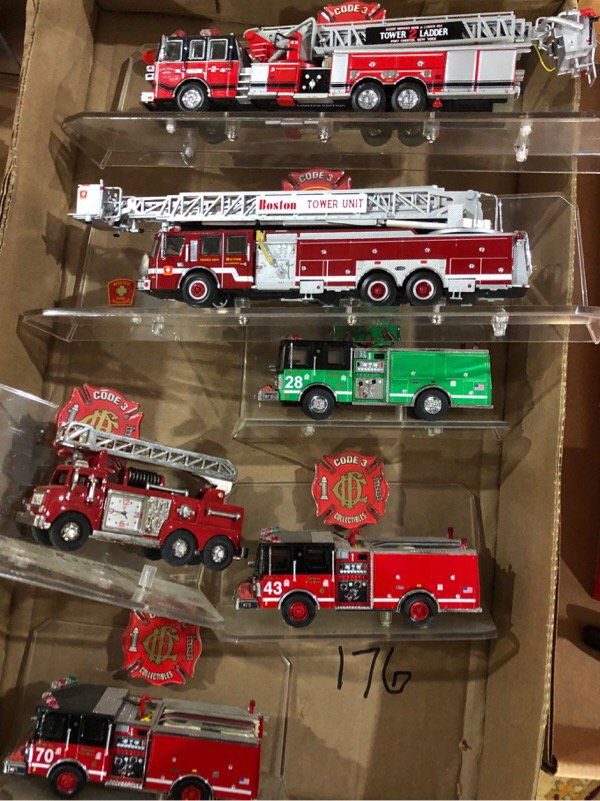 6pc Code 3 Fire Engine Truck Lot (revised): Boston Fire Dept.Tower 2 Fire Truck4 Chicago Fire Dept. (including St. Patricks Day issue) the fire truck with clock is not code 3. I don’t have a box for it. I don’t have a box for Boston truck s