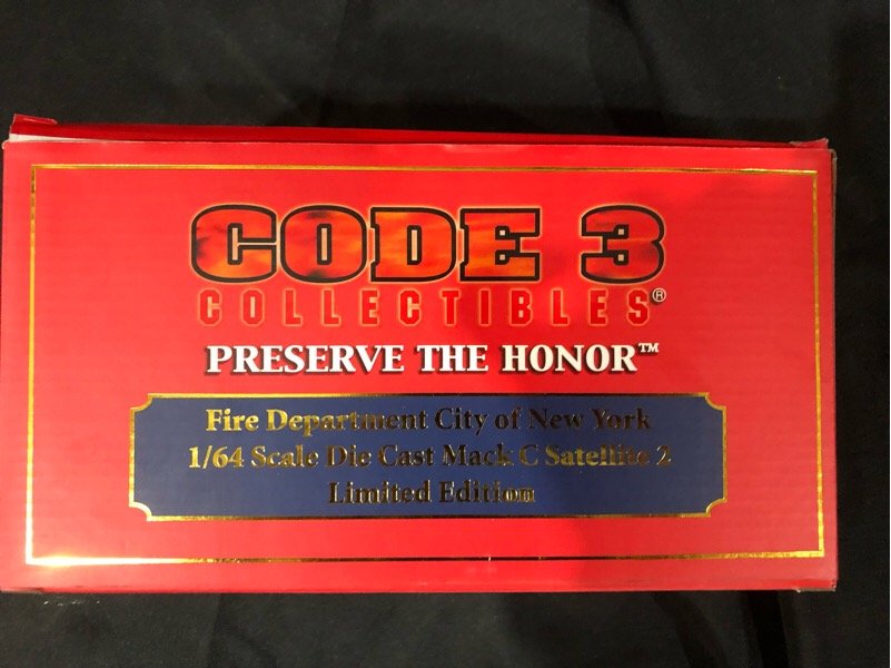 Code 3 Limited Edition New York Satellite 2: New in box