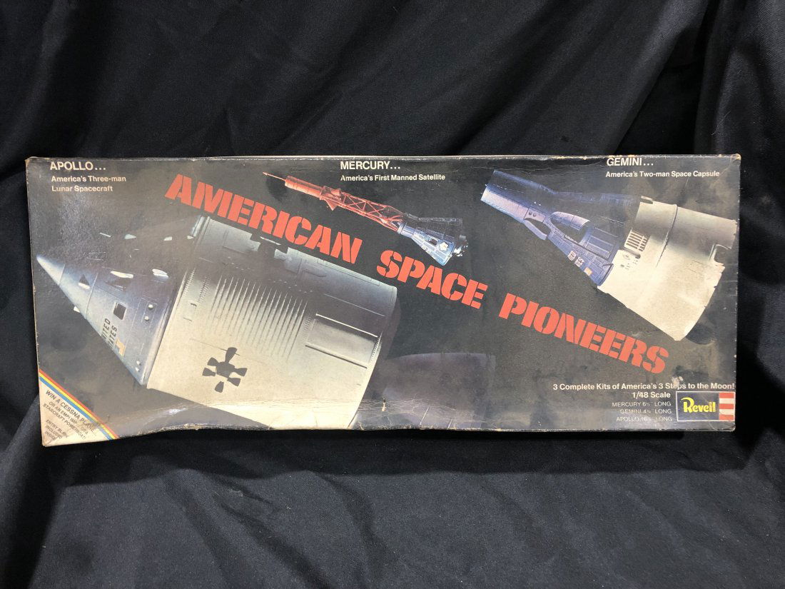 1969 American Space Pioneers Model Kit Revell NOS (1 of 7)