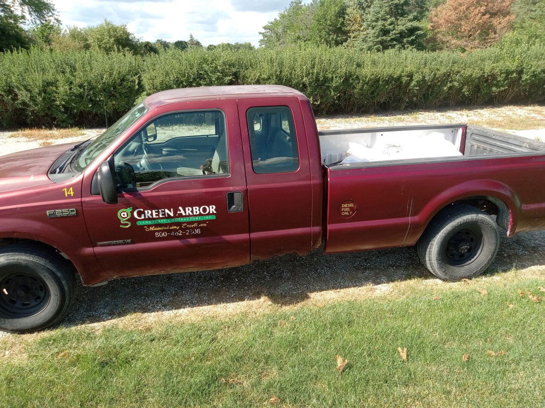 GA#14 2000 Ford F250 Diesel Super Crew Truck VIN 1FTNX20FXYEE08067 164185 miles (1 of 9)