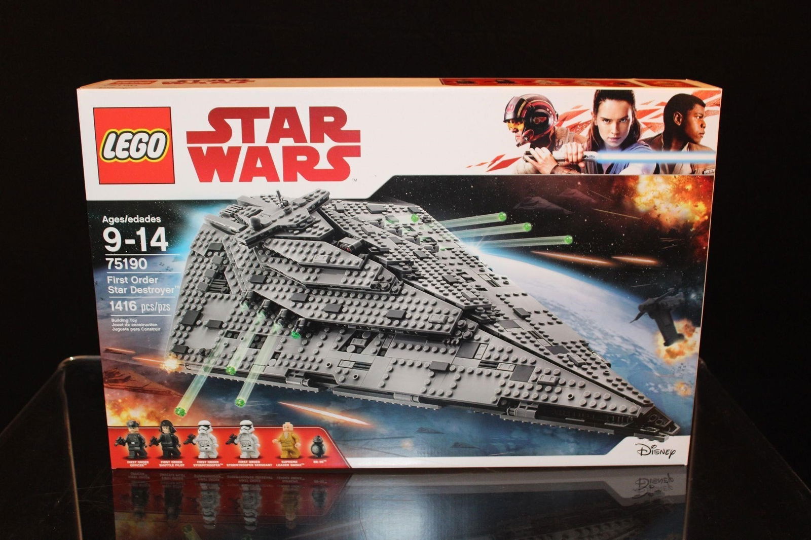 Lego Star Wars First Order Star Destroyer 75190 (1 of 4)